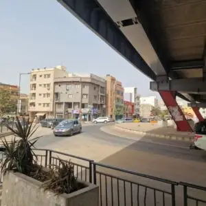 Immeuble de commerce à vendre en bordure de route