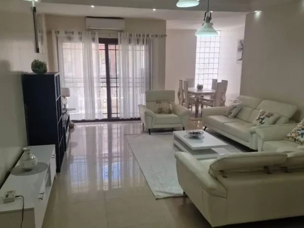 WhatsApp Image 2025-02-07 at 20.02.26 - Copie