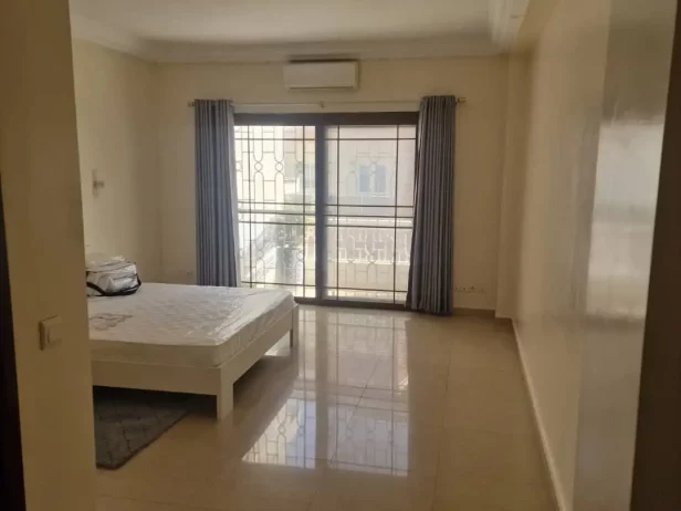 WhatsApp Image 2025-02-07 at 20.02.28 - Copie